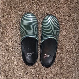 Dansko scrub shoes